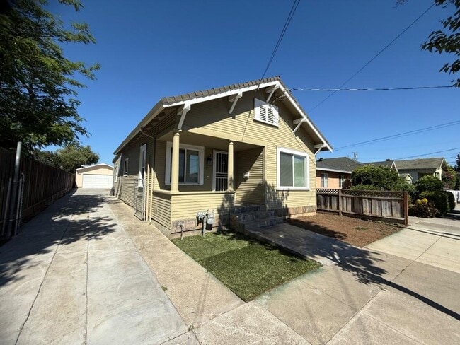 Photo - 1062 Lick Ave House