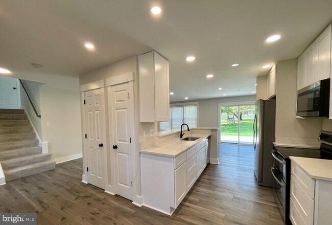 Photo - 2504 Little River Rd