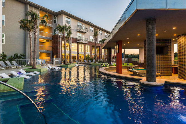 Building Photo - The Oasis San Antonio Rental