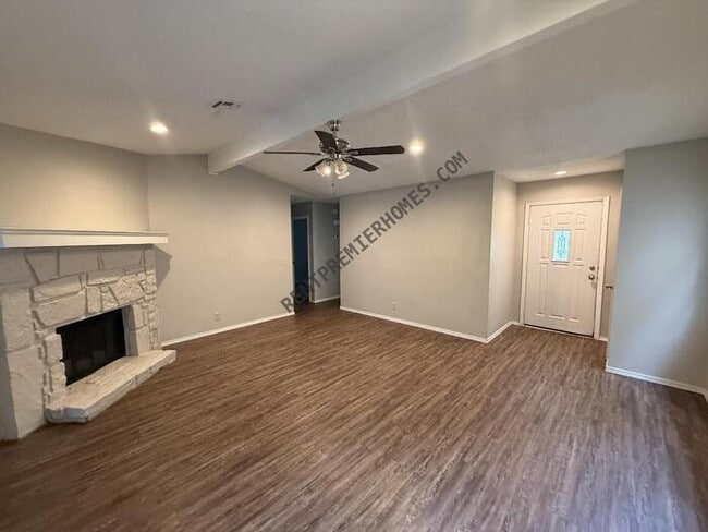 Photo - 1533 E 67th Pl