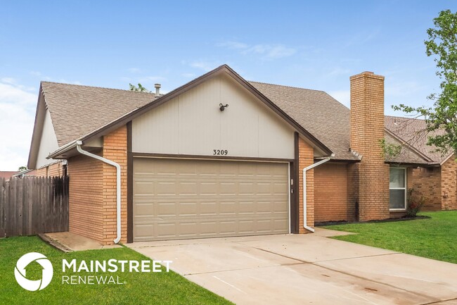 Photo - 3209 SW 100th St