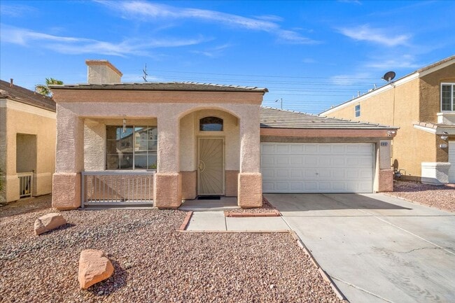 Building Photo - Single Story 3 Bedroom Home with Open Concept