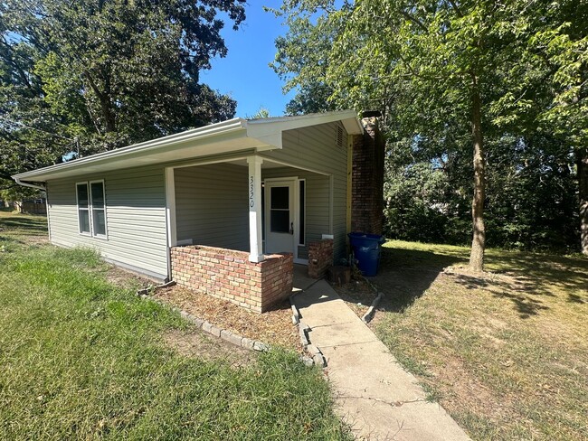 Very Clean 3 BD / 1 BA Single Family Home ... - Very Clean 3 BD / 1 BA Single Family Home ...