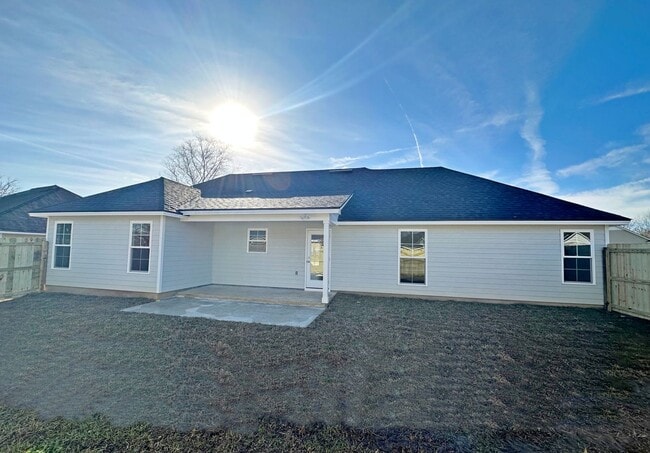 Photo - Stunning 4-Bedroom Home with Open Floor Plan & Fenced Backyard!