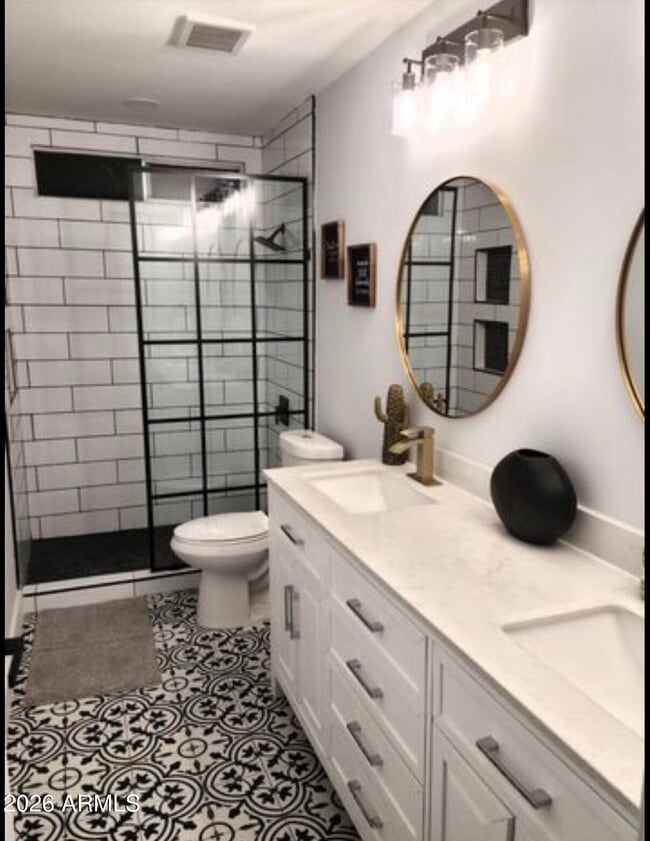 Photo - 936 E Hermosa Dr