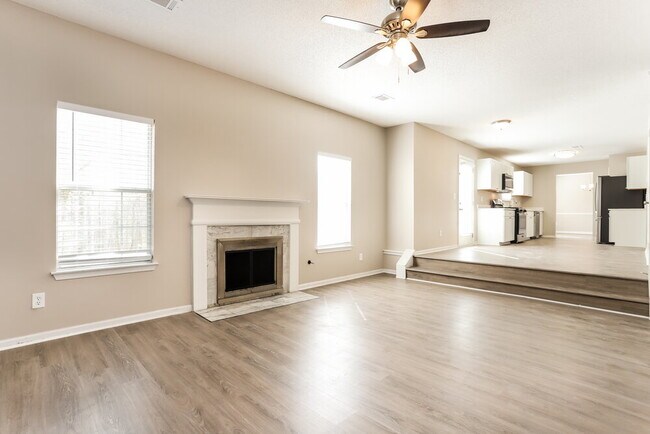 Photo - 2244 Waters Run