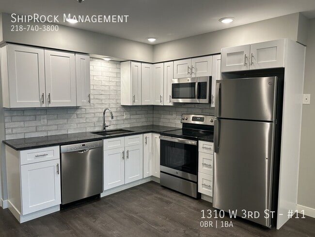 Photo - 1310 W 3rd St Unidad #11
