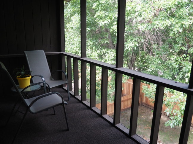 Spacious Screened In Balconies