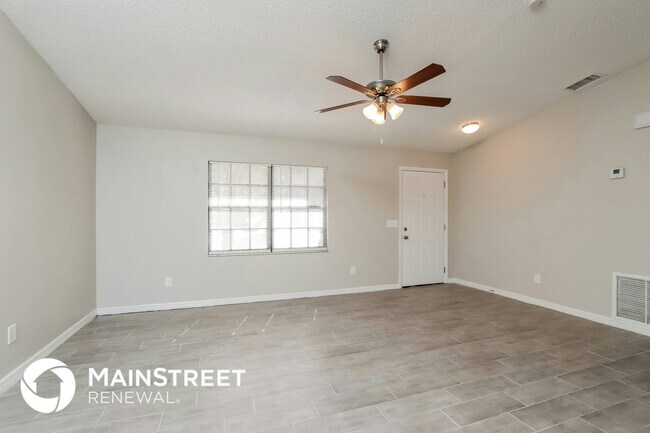 Photo - 1079 Beacon St NW