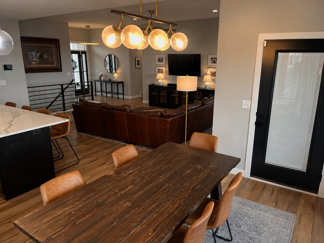 Photo - 1624 W Legacy Dr