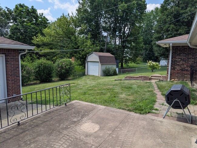 Photo - 408 Hopkins Rd