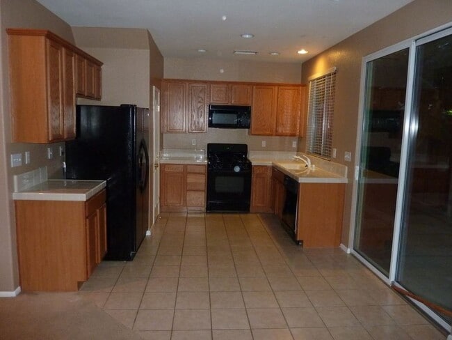 Photo - FOR RENT – Available January 10, 2026