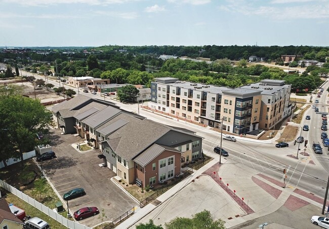 SPRING CITY CROSSING