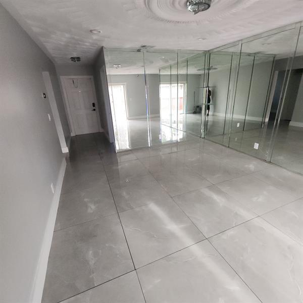 Photo - 308 SW 76th Terrace