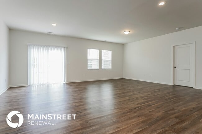 Photo - 1008 Logan Canyon Ln