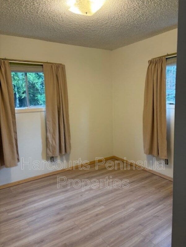 Photo - 1911 Jacobsen Blvd