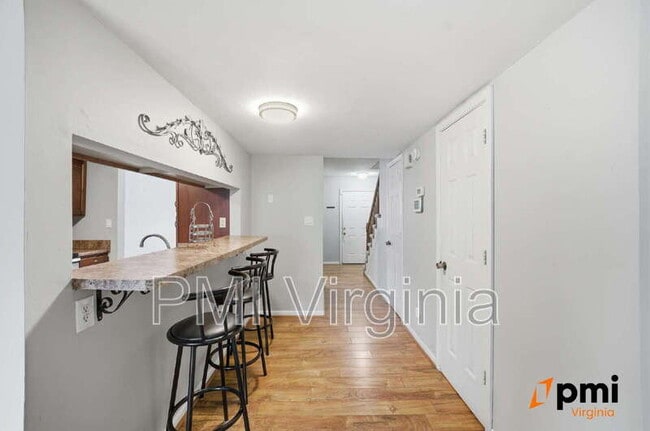 Photo - 1957 Darnell Dr