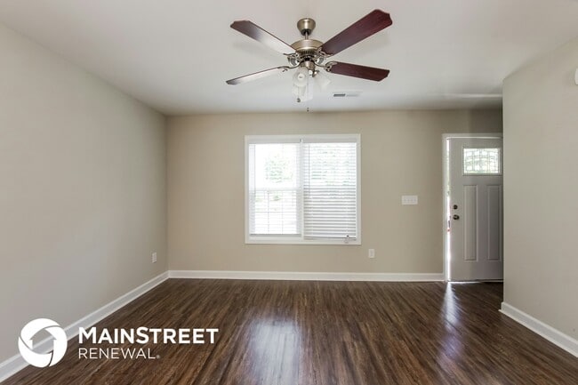 Photo - 510 Rogers Lake Rd E