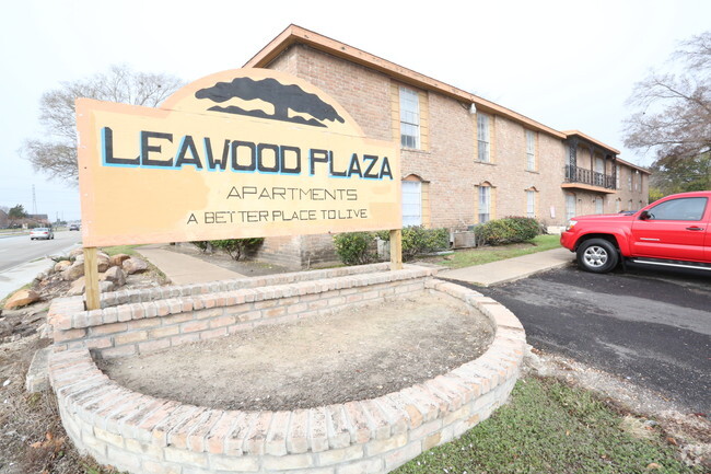 Leawood Plaza Apartments - Leawood Plaza Apartments