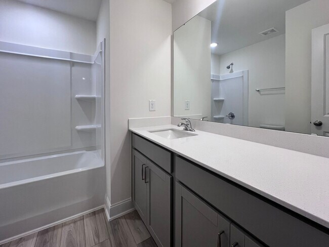 Photo - 4959 Caddis Bnd