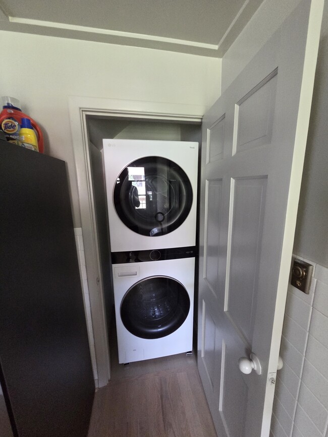 402 Amelon Rd Unit 1A