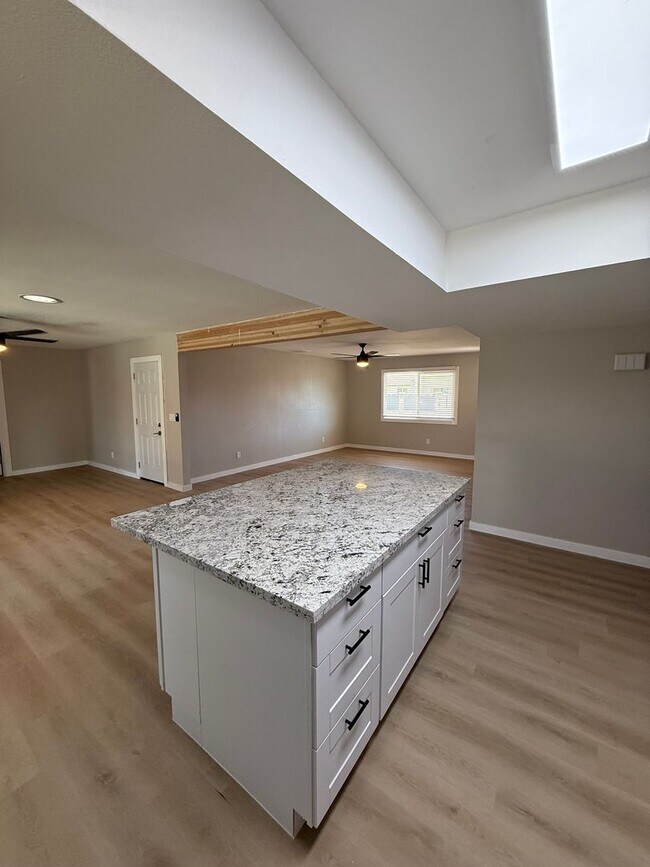 Photo - 5 Bedroom 3 Bathroom- Mill & Baseline