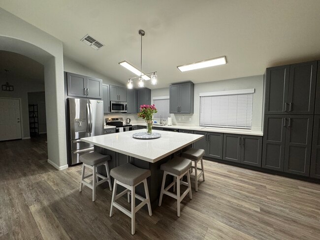 Photo - 23237 W Yavapai St