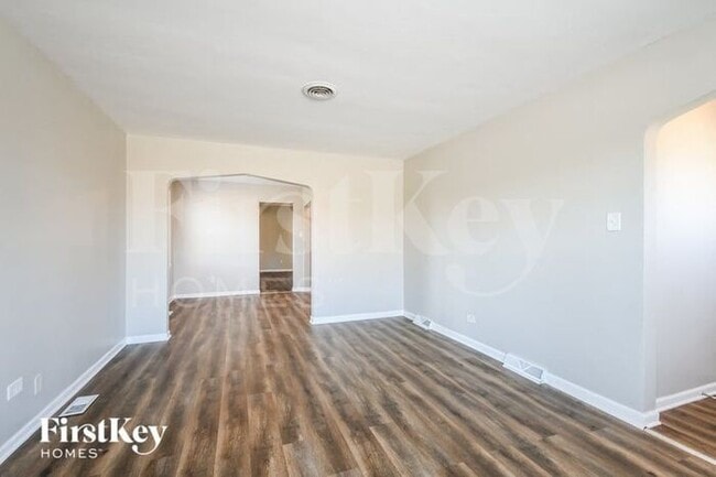 Photo - 9358 S Richmond Ave