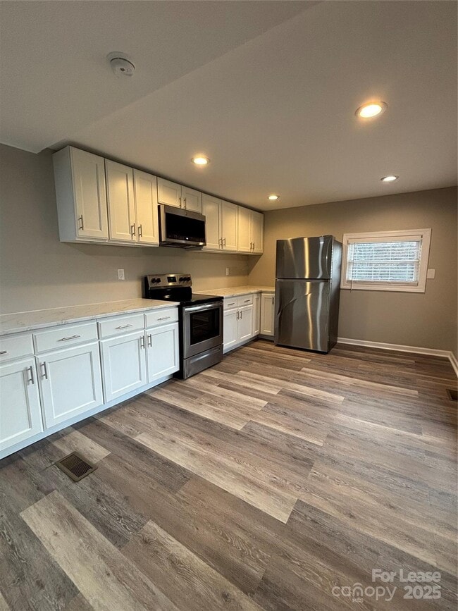 Photo - 242 John C Rd