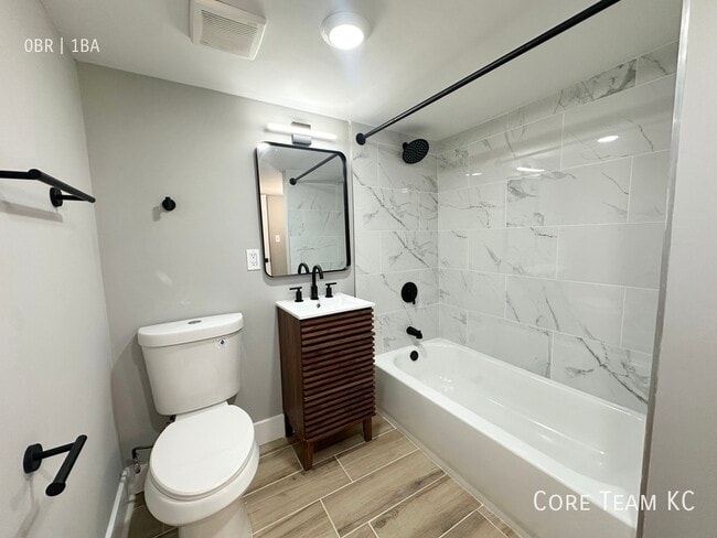 Photo - 2320 W 47th Ave Unidad 3