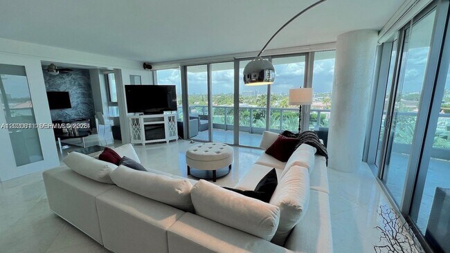 9401 Collins Ave Unidad 603