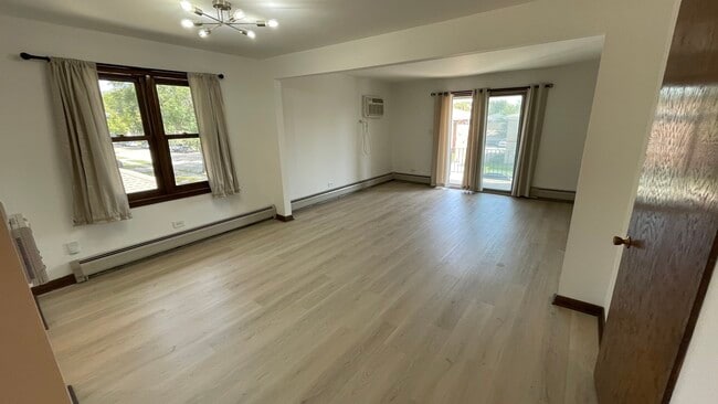 Photo - 4532 Maple Ave Unidad 2