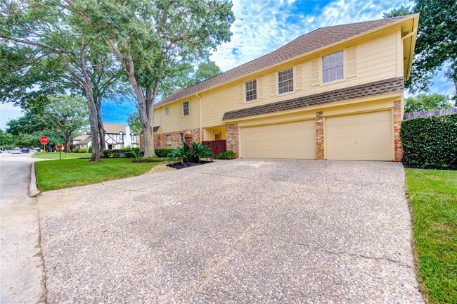 Photo - 9115 Taidswood Dr