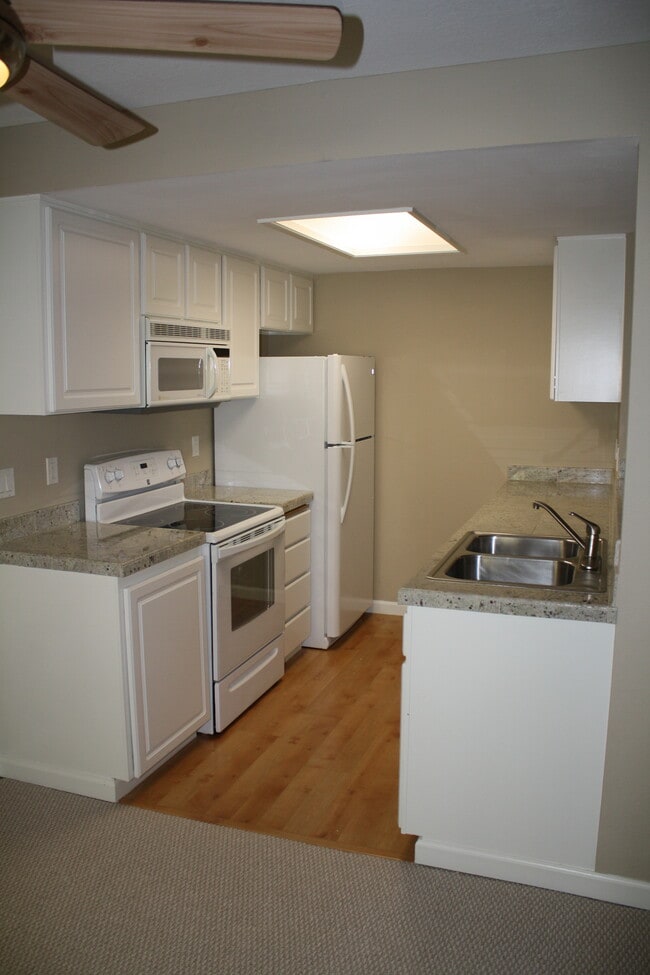 Photo - 10232 SE Talbert St