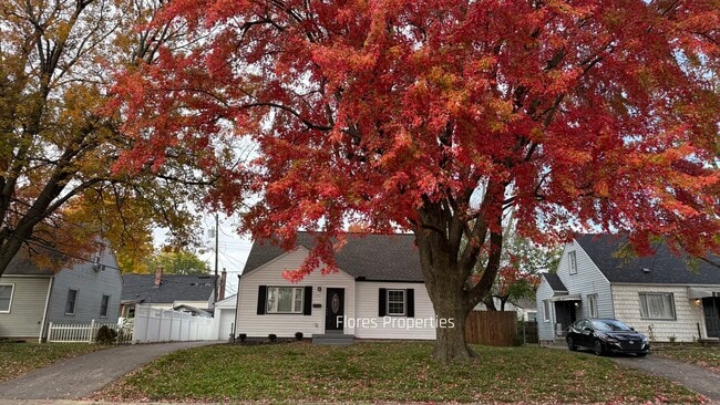 Building Photo - 3181 Gerbert Rd