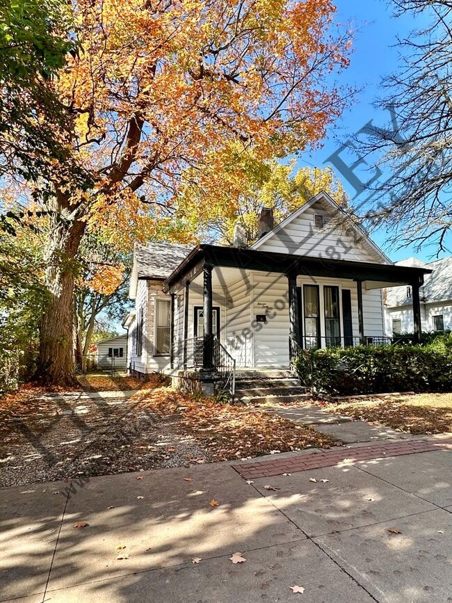 Photo - Large four bedroom in Farrington's Grove H...