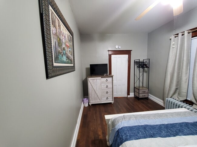 1st Bedroom - 20 Maple Ave Unit 1st floor