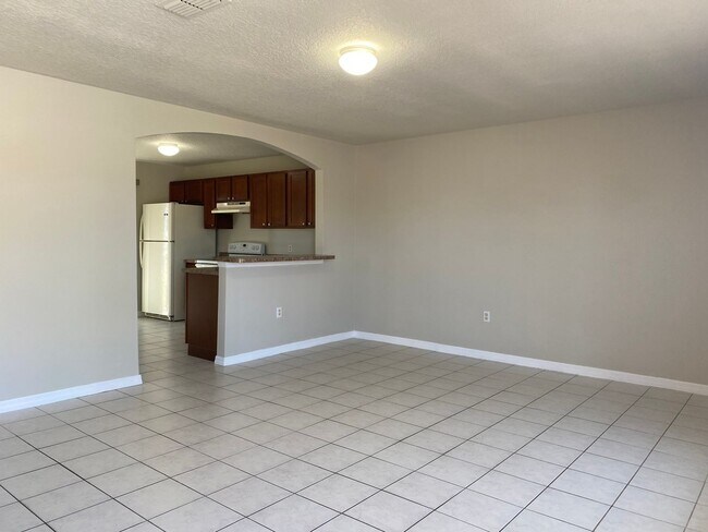 Photo - 3 Bedroom, 1 bathroom Duplex Winter Haven