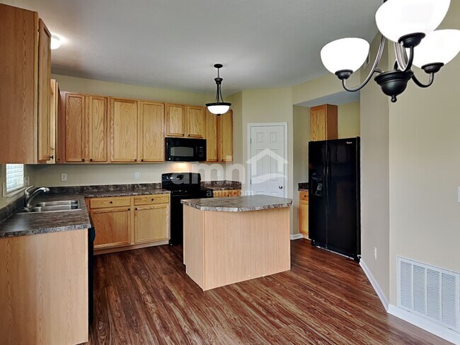 Photo - 4445 Springfield Ct