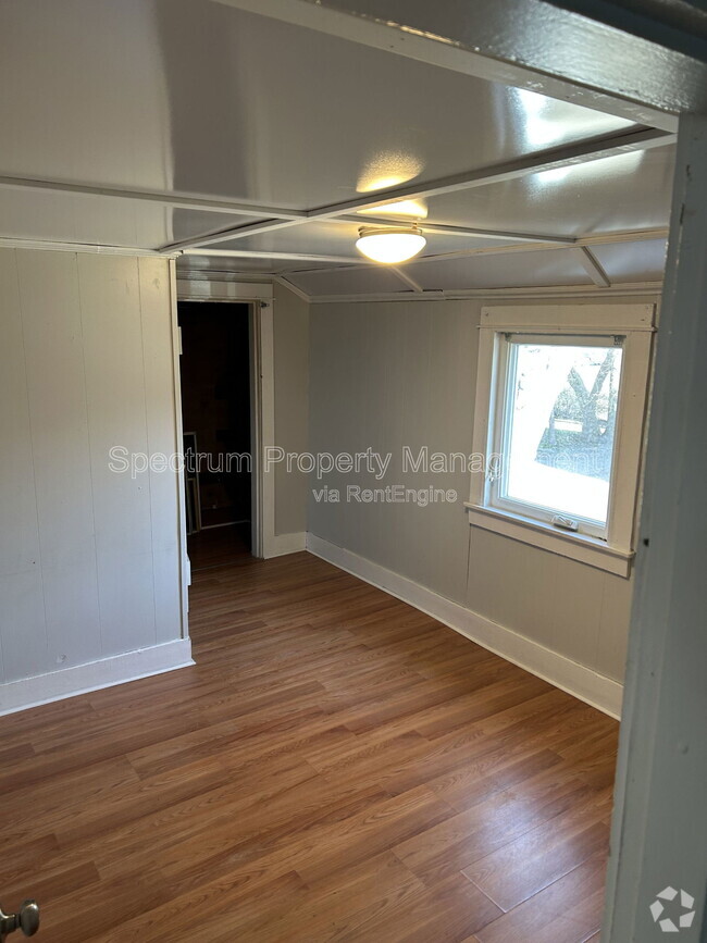 Building Photo - 94 Front St Unit 3 Rental