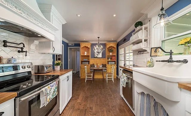 548 Willard Ave