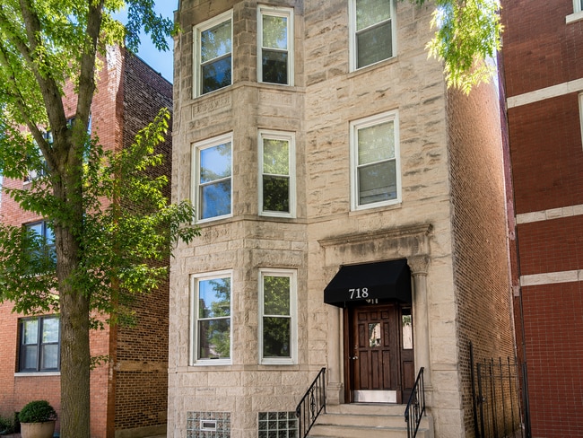 Building Photo - 721 S Aberdeen St Unit 2R