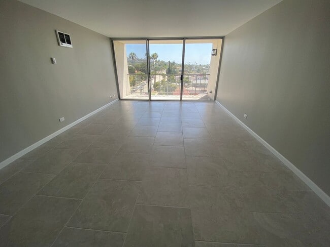 Photo - Pacific Beach - 3 blocks to Beach! 2bd/2ba Spacious 6th floor condo remodeled in 2022! Spectacul...
