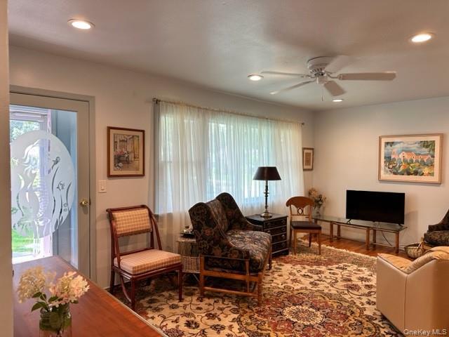 Photo - 29 Maryland Blvd