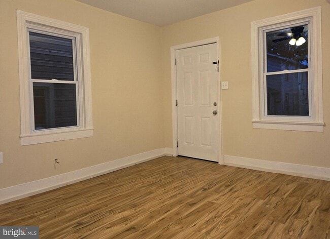 Photo - 26 E Pall Mall St