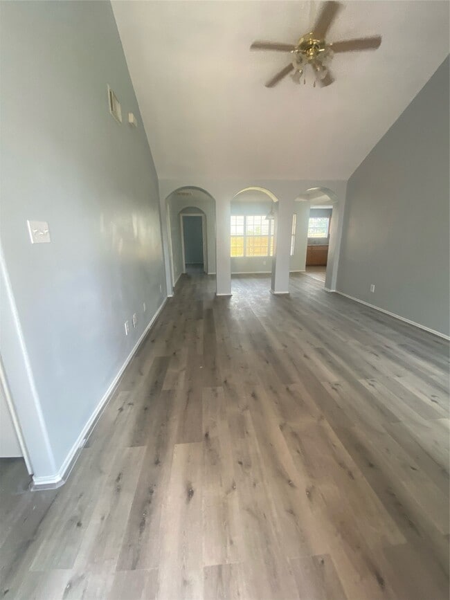 Photo - 12702 Rio Bravo St