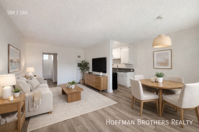 Building Photo - 360 W Chevy Chase Dr Unit 20