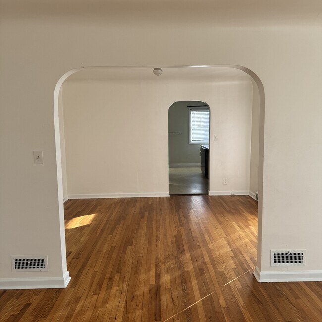 Photo - 1547 S Hollywood Ave