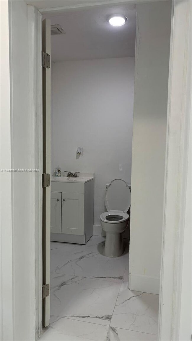 Photo - 1201 NW 79th Way Unidad 1201