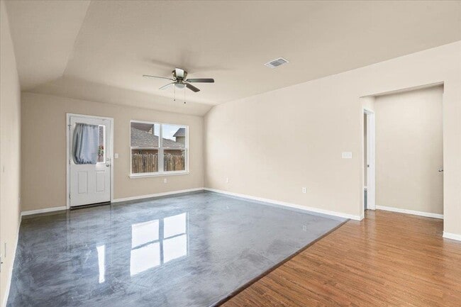 Photo - 12220 Walter Vaughn Dr